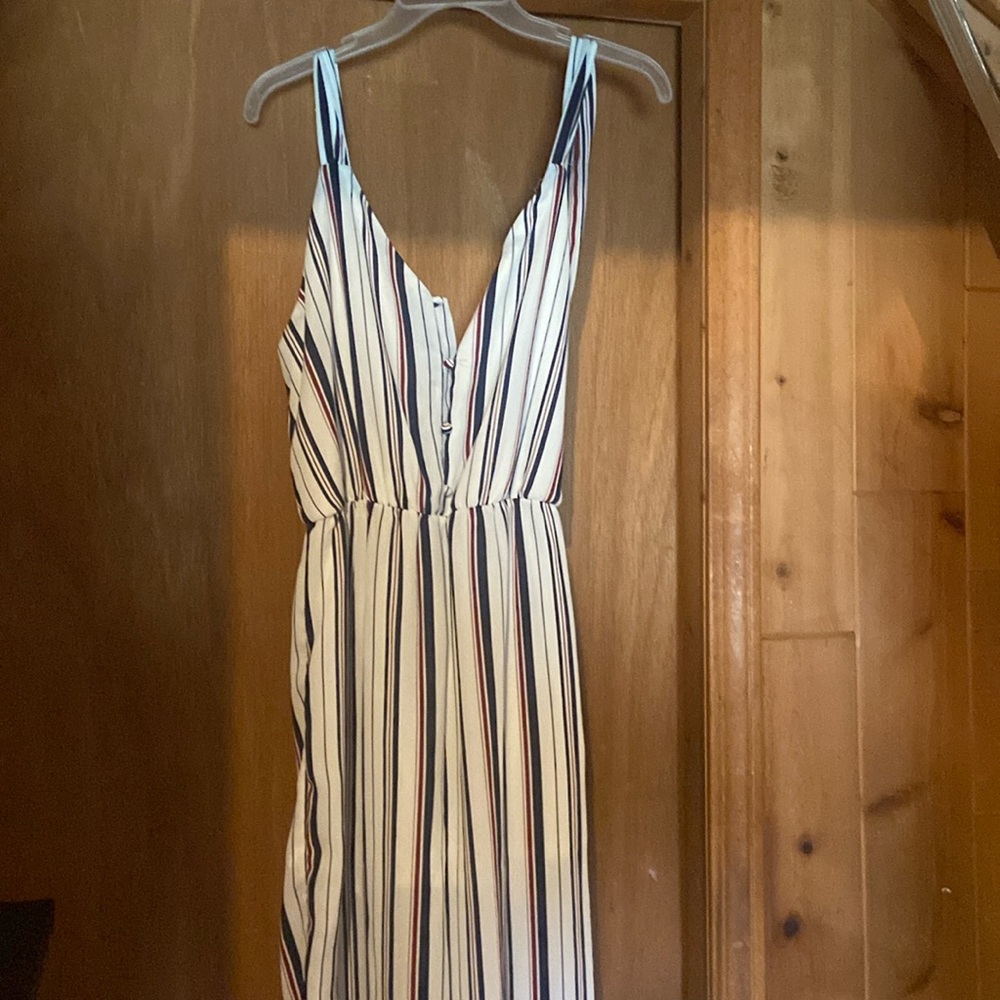 This jumpsuit romper is the perfect outfit for a night out